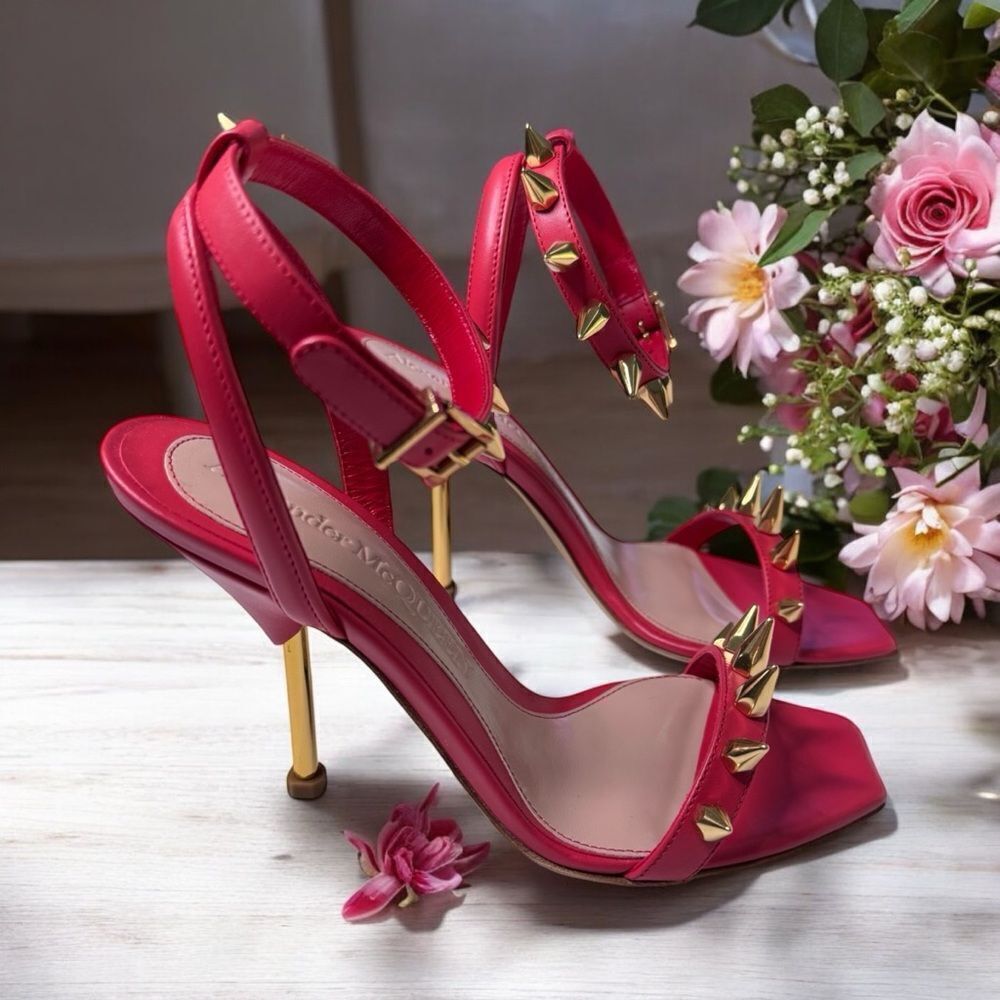 NWT Alexander McQueen Spiked Heel Sandal